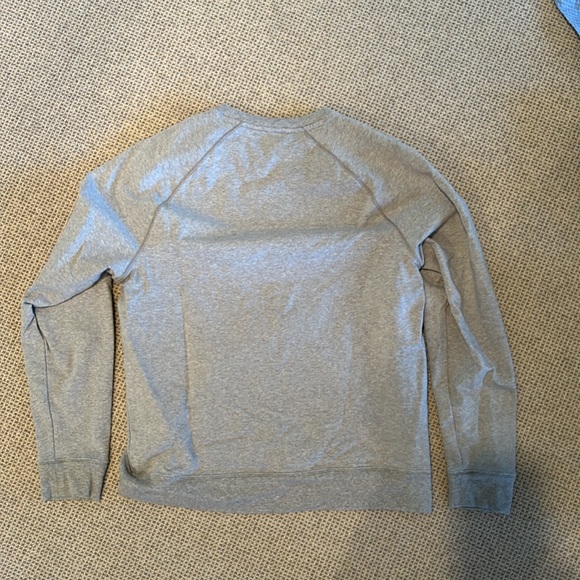 Nordstrom nicer sweatshirt - more like a medium - Picture 4 of 6